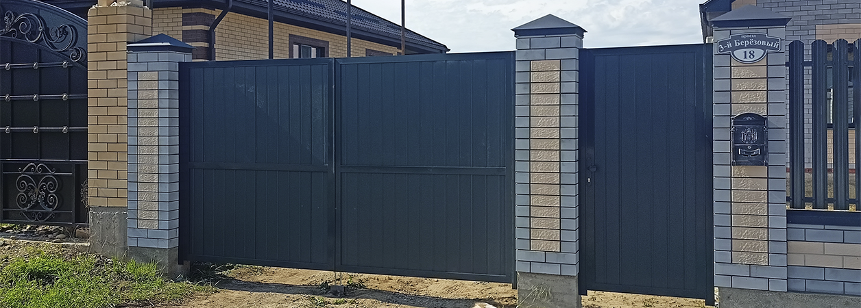 Въездные ворота в Александровском под ключ